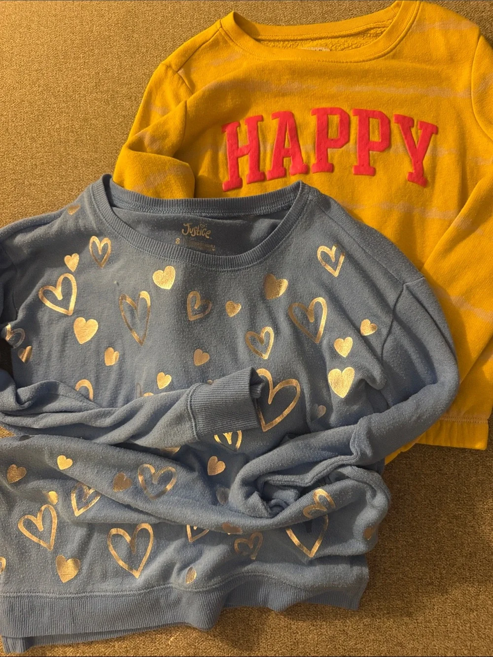 5/$15- Sweatshirt bundle size 8